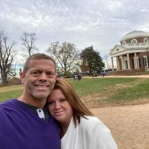 Meet your Posher, Hillarey